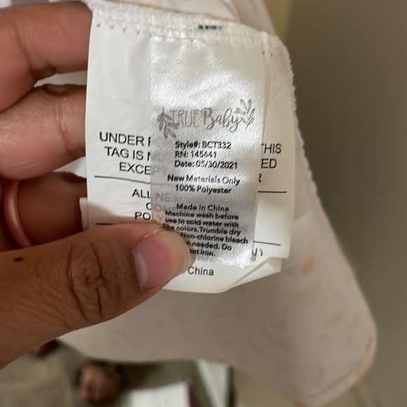 True baby nursing cover - Picture 3 of 3